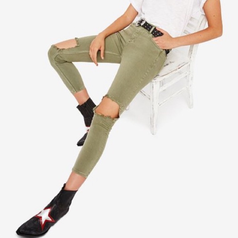 NWT free people sz 26 busted knee moss jeans